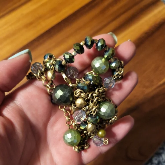 *SOLD* Shiny Green & Gold Y2K Lia Sophia Layer Necklace - Picture 9 of 10
